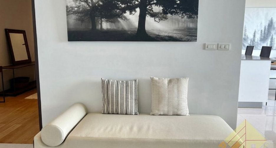 Condo en venta de 3 habitaciones en Bang Saray, Pattaya