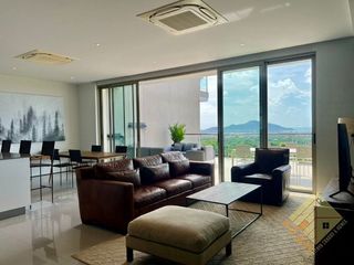Condo en venta de 3 habitaciones en Bang Saray, Pattaya