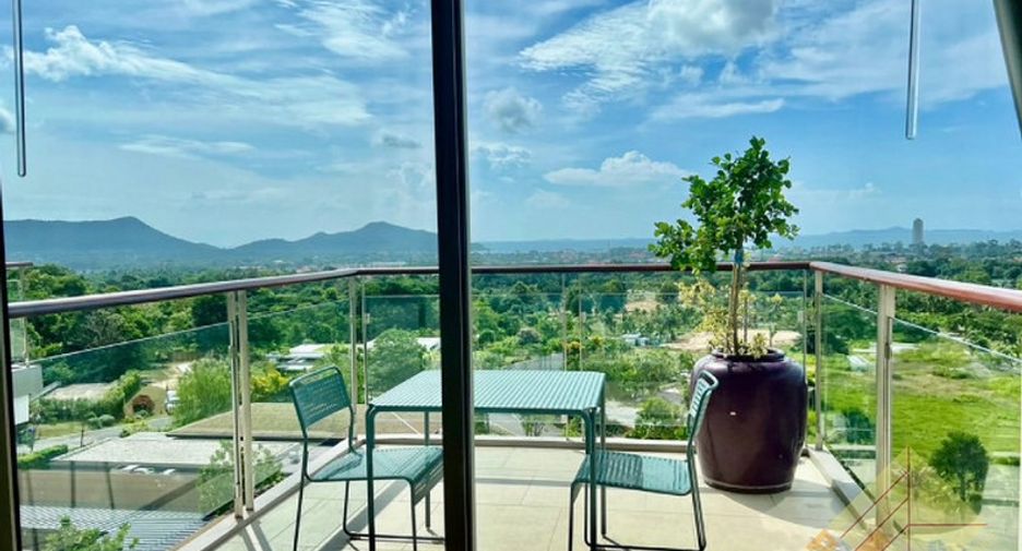 Condo en venta de 3 habitaciones en Bang Saray, Pattaya