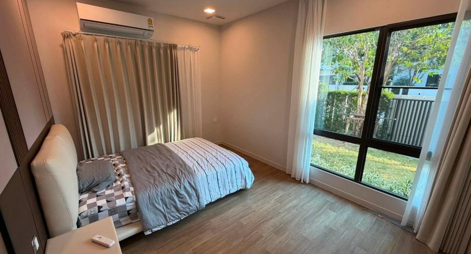 À louer 4 chambres maison à Bang Phli, Samut Prakan