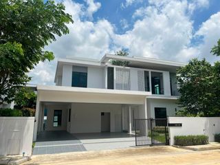出租 4 卧室 独立屋 在 Bang Phli, Samut Prakan