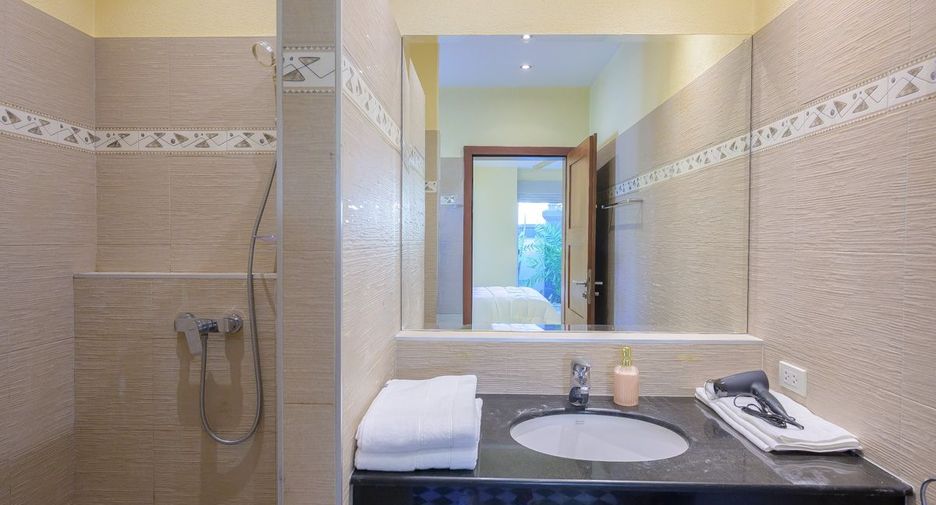 For sale 4 ベッドルーム house in Bang Lamung, Chonburi