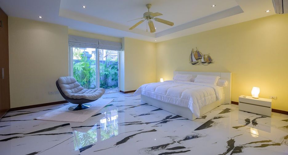 For sale 4 ベッドルーム house in Bang Lamung, Chonburi