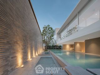 For sale 4 ベッドルーム house in Wang Thonglang, Bangkok