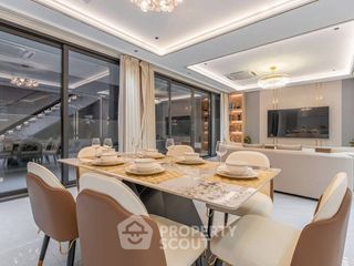 À louer et à vendre 5 chambres villa à Bang Lamung, Chonburi