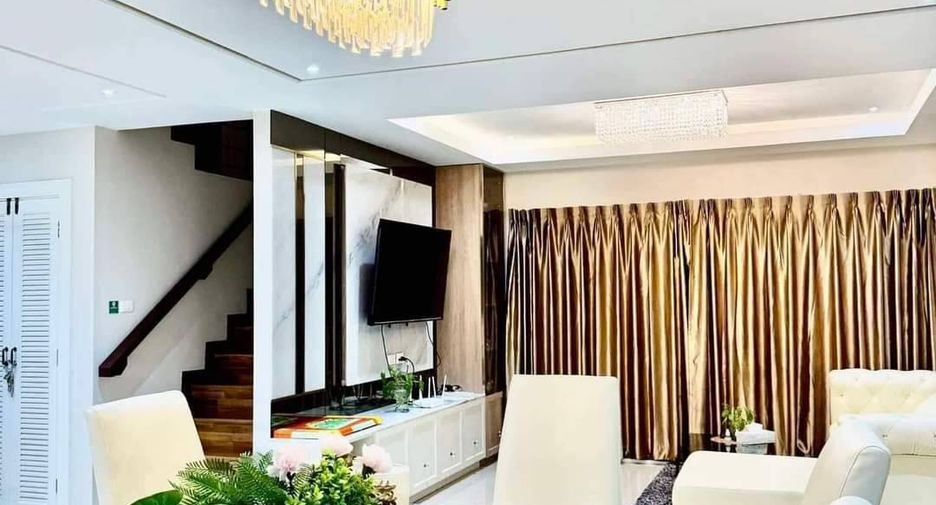 Haus zur Miete und zum Kauf mit 4 Zimmer in Bang Lamung, Chonburi