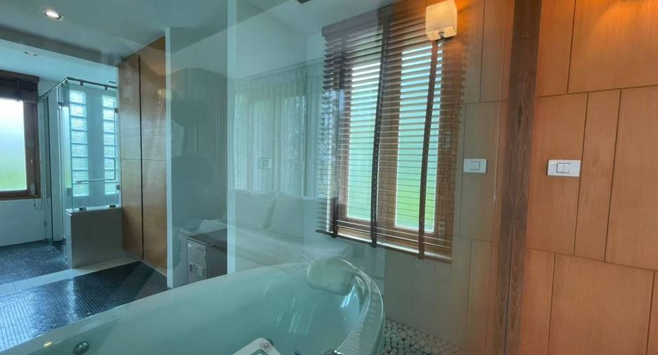 À louer et à vendre 8 chambres villa à Bang Lamung, Chonburi