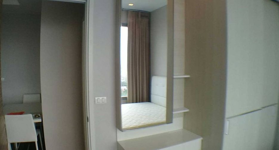For rent そして for sale 2 ベッドルーム condo in Watthana, Bangkok