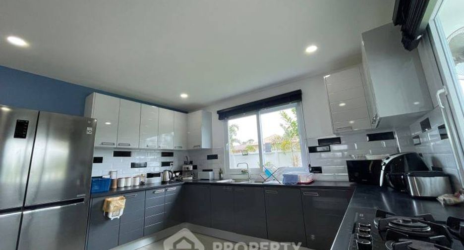 Haus zur Miete und zum Kauf mit 5 Zimmer in Huay Yai, Pattaya