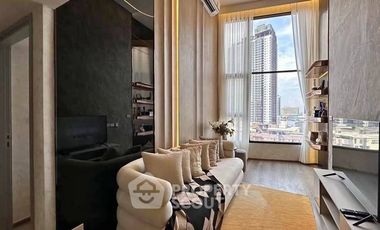 À vendre 2 chambres condo à Huai Khwang, Bangkok