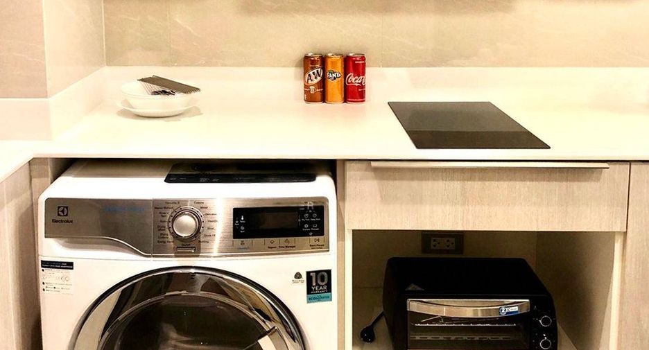 For sale 2 bedrooms condo in Khlong Toei, Bangkok