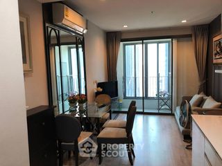 À vendre 2 chambres condo à Huai Khwang, Bangkok