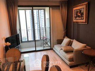 À vendre 2 chambres condo à Huai Khwang, Bangkok