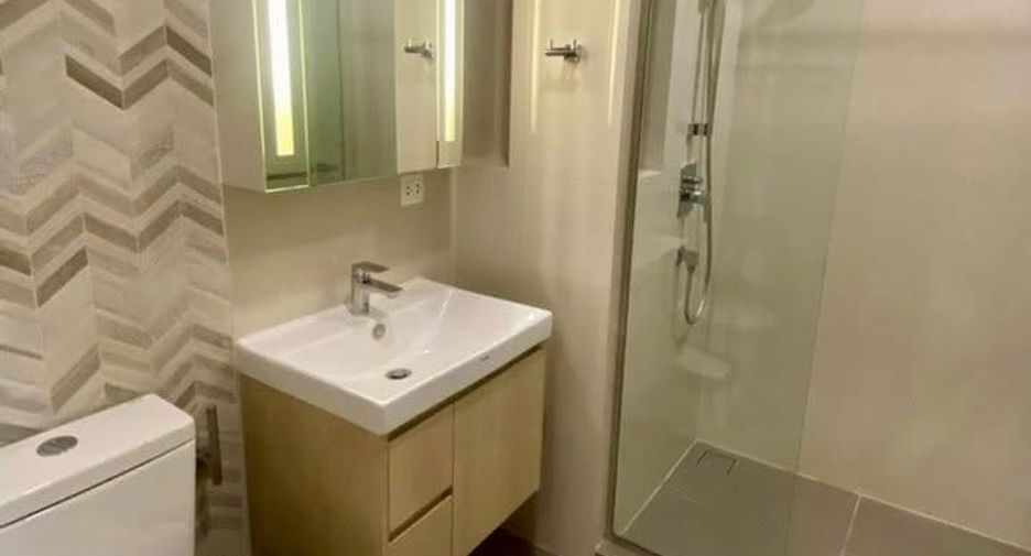 Продажа 1 кровать кондо в Кхлонг Тоеи, Бангкок