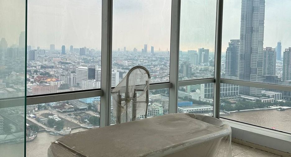 For sale 3 bedrooms condo in Sathon, Bangkok