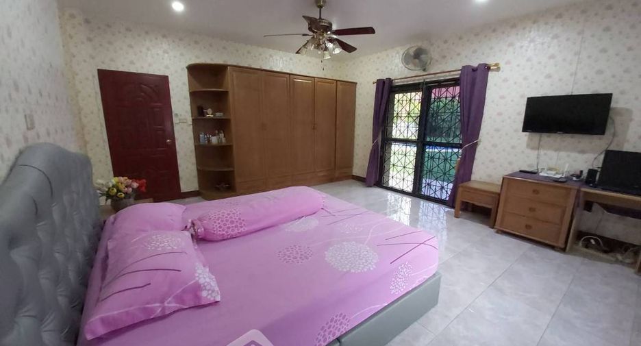 Haus zum Kauf mit 4 Zimmer in Bang Lamung, Chonburi