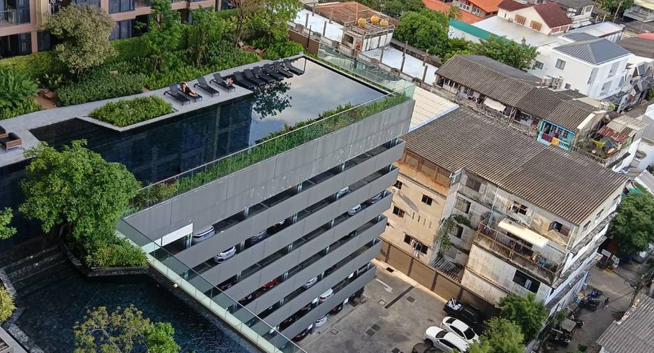 Продажа 2 спальни кондо в Кхлонг Тоеи, Бангкок