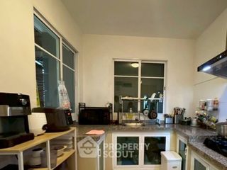 For sale 4 ベッドルーム house in Khlong Sam Wa, Bangkok