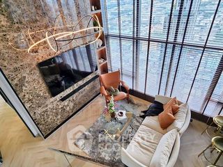 Продажа 3 спальни кондо в Ратчатхещи, Бангкок