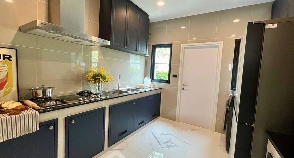 出售 4 卧室 独立屋 在 Don Mueang, 曼谷