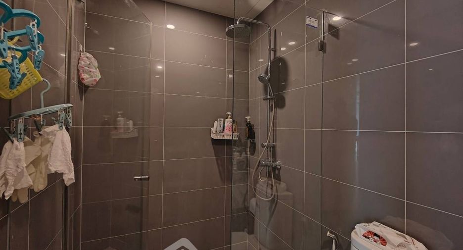 Продажа 1 кровать кондо в Патхум Щан, Бангкок