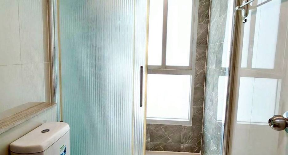 Wohnung zur Miete mit 2 Zimmer in Yan Nawa, Bangkok
