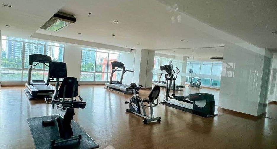For rent 1 bed condo in Sathon, Bangkok
