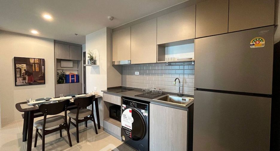 Condo en alquiler de 2 habitaciones en Bang Kapi, Bangkok