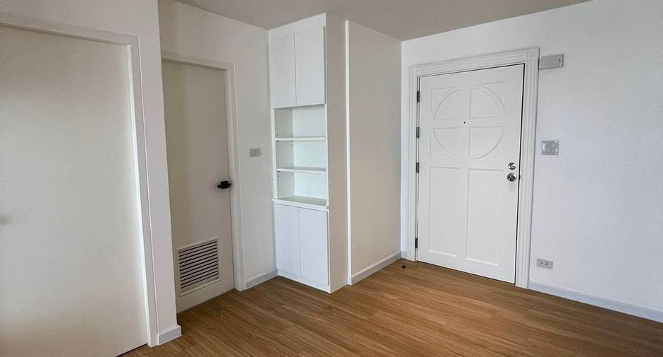 Wohnung zur Miete mit 2 Zimmer in Bang Kho Laem, Bangkok