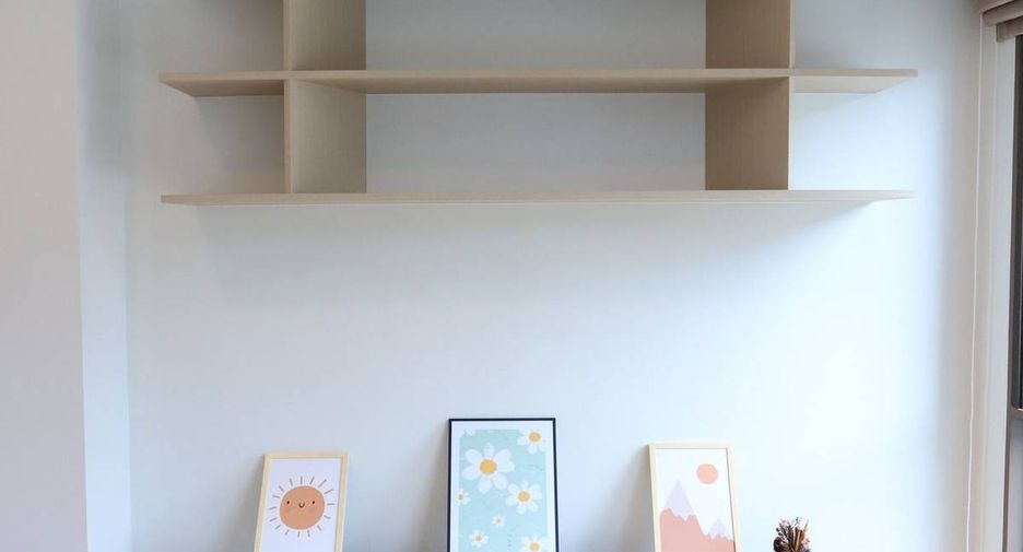 For rent 3 bedrooms townhouse in Phra Khanong, Bangkok