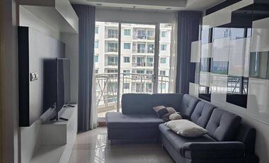 À louer 2 chambres condo à Huai Khwang, Bangkok