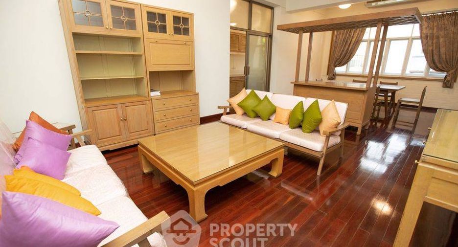 For rent 2 bedrooms apartment in Pathum Wan, Bangkok