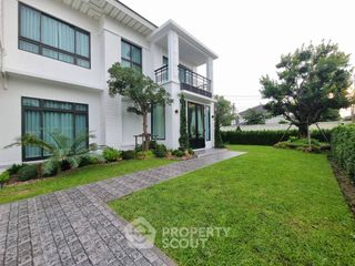 For rent 6 bedrooms house in Lat Krabang, Bangkok