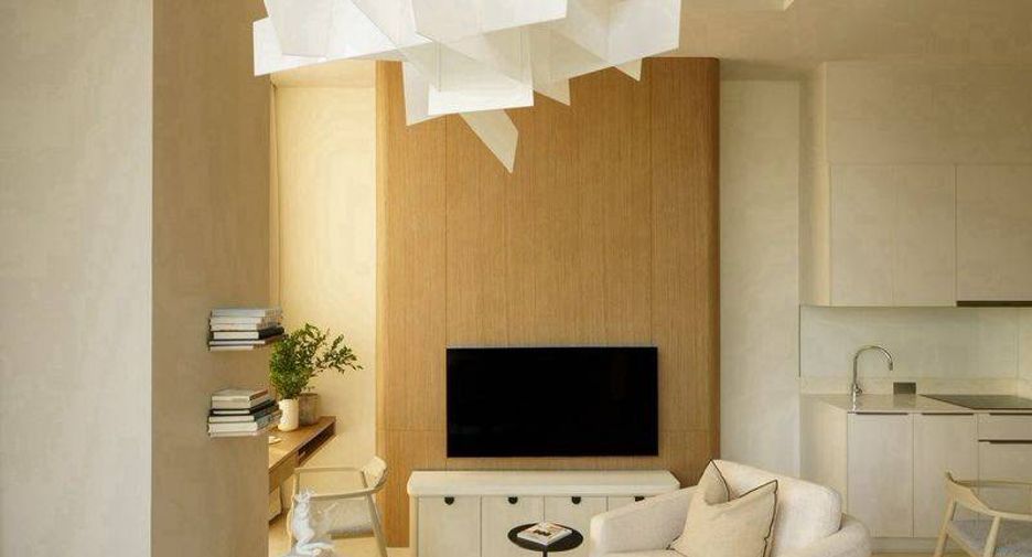 For rent 2 bedrooms condo in Bang Rak, Bangkok