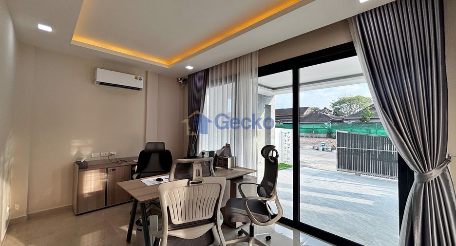 Haus zum Kauf mit 5 Zimmer in Bang Lamung, Chonburi