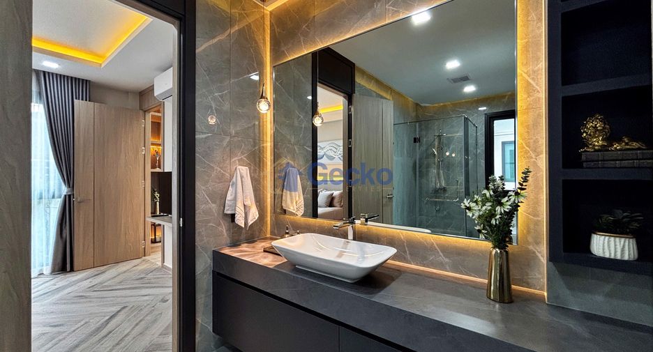 Haus zum Kauf mit 5 Zimmer in Bang Lamung, Chonburi