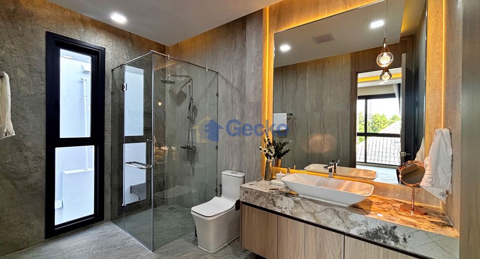 Haus zum Kauf mit 5 Zimmer in Bang Lamung, Chonburi