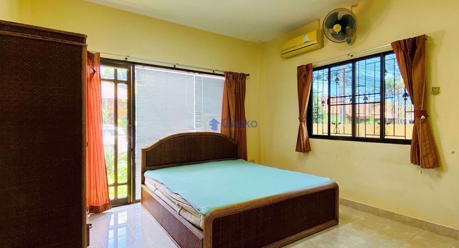 Casa en alquiler de 3 habitaciones en Bang Lamung, Chonburi