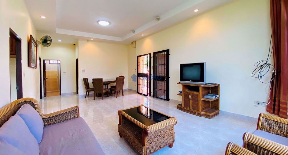 Casa en alquiler de 3 habitaciones en Bang Lamung, Chonburi