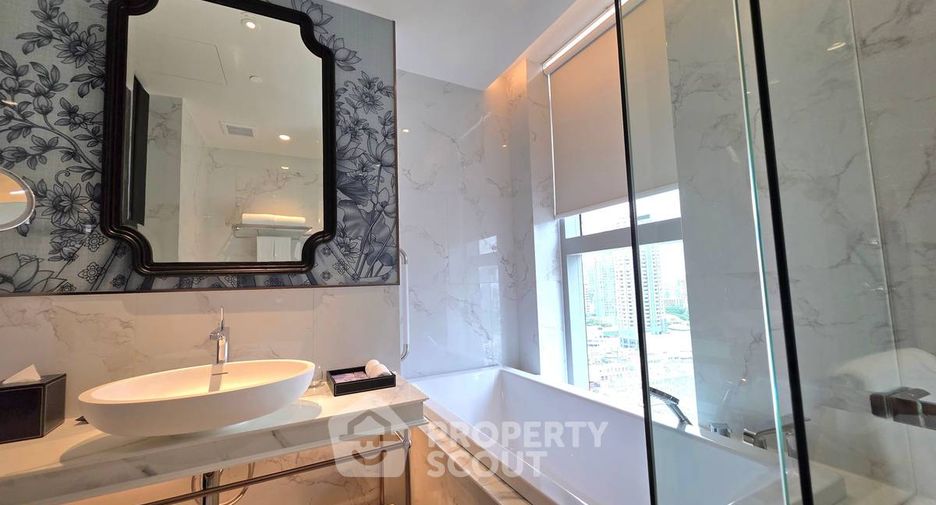 For rent 2 bedrooms apartment in Khlong Toei, Bangkok