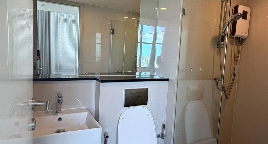 For rent 1 bed condo in Sathon, Bangkok