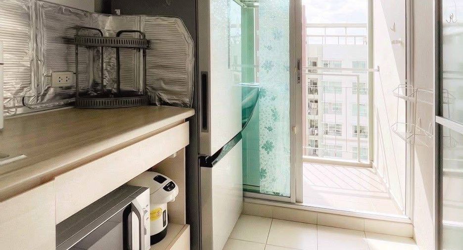 For rent 2 bedrooms condo in Yan Nawa, Bangkok