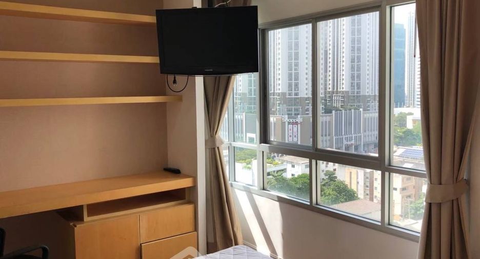 À louer 2 chambres condo à Huai Khwang, Bangkok