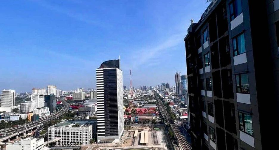 Condo en alquiler de 1 habitaciones en Watthana, Bangkok