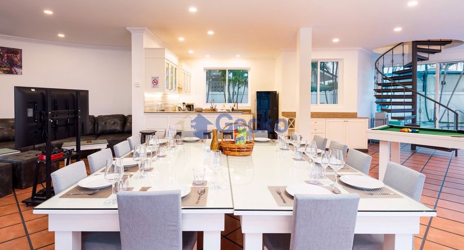 Haus zum Kauf mit 4 Zimmer in Bang Lamung, Chonburi