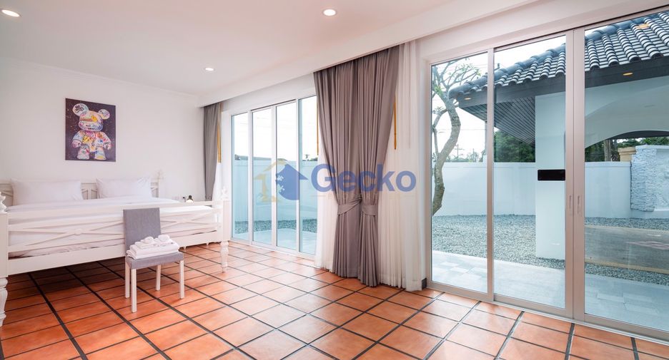 Haus zum Kauf mit 4 Zimmer in Bang Lamung, Chonburi