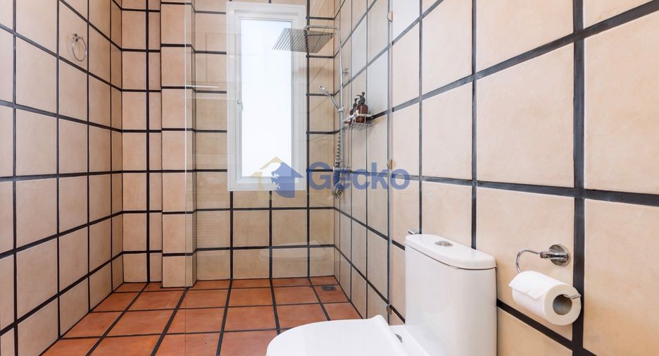 Haus zum Kauf mit 4 Zimmer in Bang Lamung, Chonburi