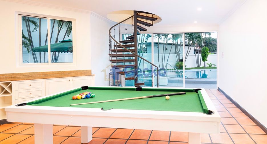 Haus zum Kauf mit 4 Zimmer in Bang Lamung, Chonburi