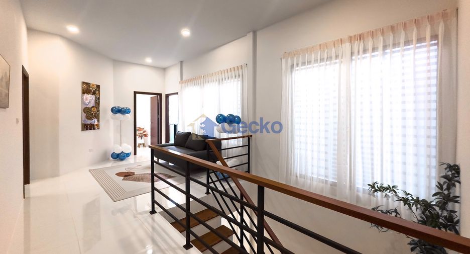 Haus zum Kauf mit 6 Zimmer in Bang Lamung, Chonburi