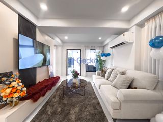 Haus zum Kauf mit 6 Zimmer in Bang Lamung, Chonburi